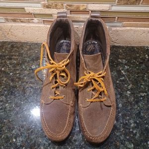 Mens Shoes Cole haan country suede brown chukks/these run narrow in the toes